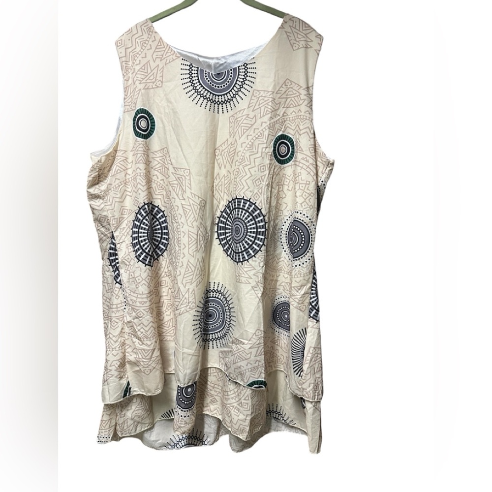 Sleeveless Beige Patterned Tank Top with Circular Print
